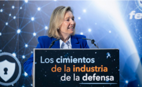 Amparo Valcarce clausura el Foro Aesmide 2025 destacando el papel clave de las pymes en la defensa nacional